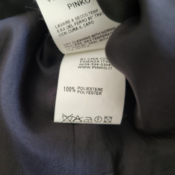 Pinko Stretch Blazer. - Picture 8 of 8